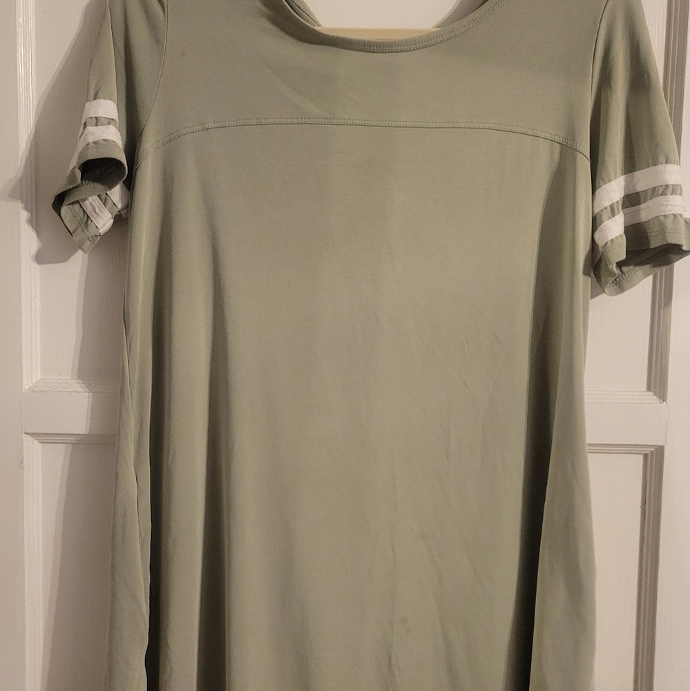 Sage t-shirt dress